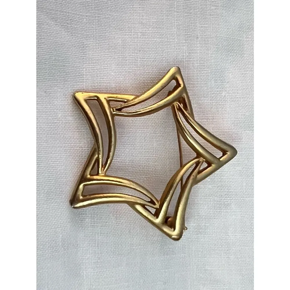Vintage Gold Tone Abstract Star Minimalist Celestial Geometric Pin Brooch